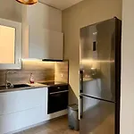 Cozy Seaside Retreat Vlore