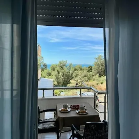 Cozy Seaside Retreat * Vlore