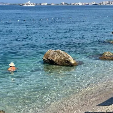 Cozy Seaside Retreat * Vlore