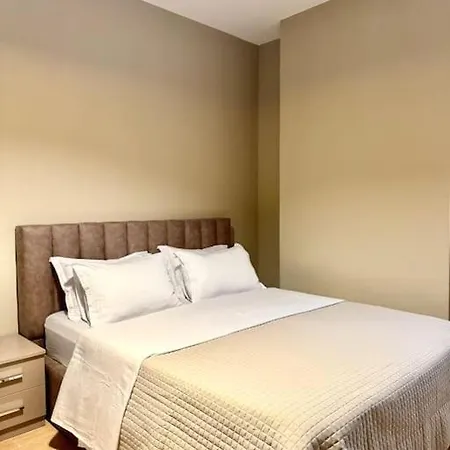 アパート Cozy Seaside Retreat Vlorë